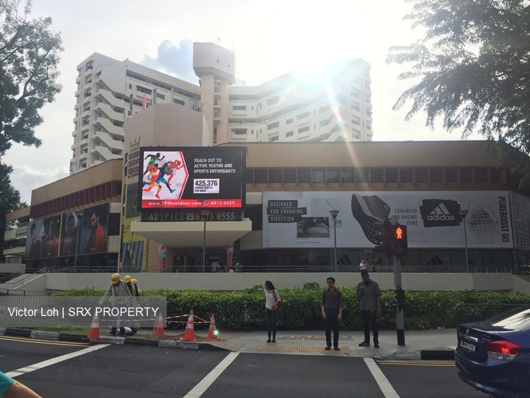 Queensway Tower / Queensway Shopping Centre (D3), Retail #179843152